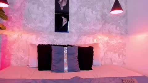 Vincent online show from September 28, 2025, 2:39 am