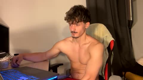 Snapshot of vincentprice69 chatting on June 9, 2026, 9:15 pm vincentprice69 online show from June 9, 2026, 9:15 pm