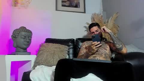 Snapshot of vincentsartori chatting on March 20, 2026, 8:30 am Vincent Sartori online show from March 20, 2026, 8:30 am