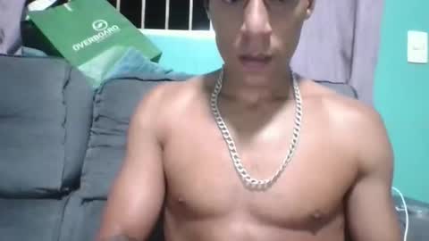 Snapshot of viniviniceco chatting on January 12, 2026, 3:23 am viniviniceco online show from January 12, 2026, 3:23 am