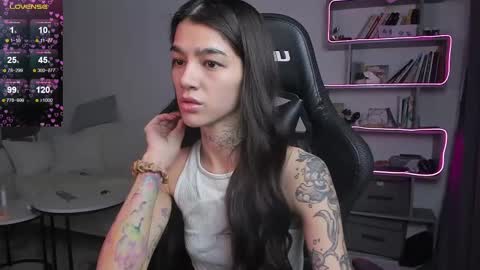 vinkitinkii online show from February 16, 2025, 6:32 am