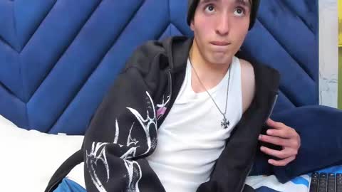 vinniematte online show from March 2, 2025, 11:07 am