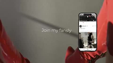 Diva Silvia online show from November 24, 2025, 5:45 pm