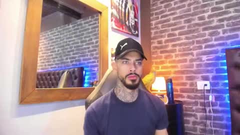 Snapshot of vinzenzrizzo chatting on September 12, 2025, 4:34 am ---Vinzen--- online show from September 12, 2025, 4:34 am