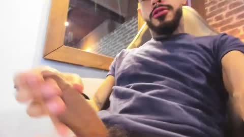 Snapshot of vinzenzrizzo chatting on September 28, 2025, 4:40 am ---Vinzen--- online show from September 28, 2025, 4:40 am