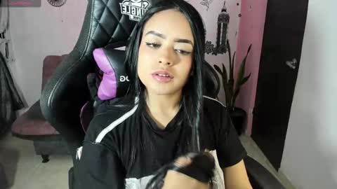 Daniela online show from September 24, 2025, 3:43 am