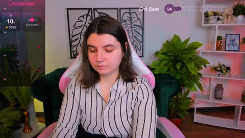 Viola online show from February 5, 2025, 1:58 am