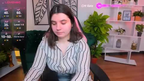 Viola online show from February 10, 2025, 9:36 pm