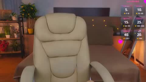 Snapshot of viola__shy chatting on May 27, 2026, 1:57 am Viola online show from May 27, 2026, 1:57 am