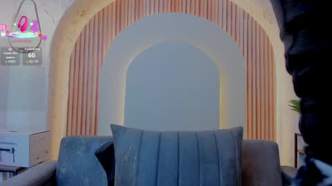 Violette online show from April 14, 2026, 10:21 am