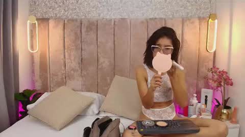 Violeta online show from September 11, 2025, 1:00 pm