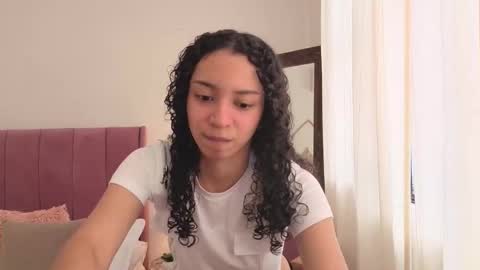 violet__15 online show from March 29, 2026, 1:22 pm