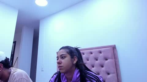 Violet and Myers online show from September 19, 2025, 11:33 am