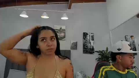 Violet and Myers online show from September 25, 2025, 1:37 pm