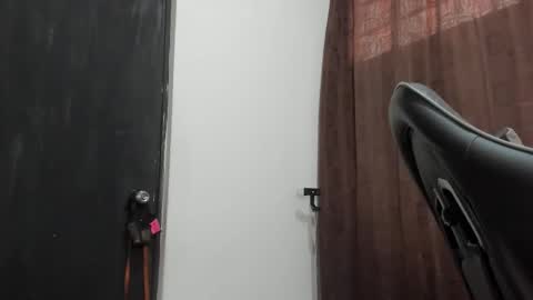 Violet and Myers online show from December 3, 2025, 7:12 pm