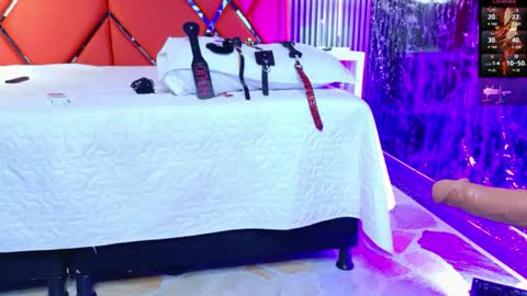 Snapshot of violet_bdsm chatting on May 17, 2026, 1:07 pm Violet online show from May 17, 2026, 1:07 pm