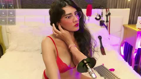Snapshot of violet_bdsm chatting on June 4, 2026, 12:33 pm Violet online show from June 4, 2026, 12:33 pm