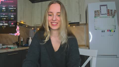 Snapshot of violet_blue_eyes chatting on December 3, 2024, 12:16 pm Violet online show from December 3, 2024, 12:16 pm