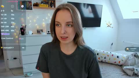Snapshot of violet_blue_eyes chatting on March 22, 2026, 1:03 pm Violet online show from March 22, 2026, 1:03 pm