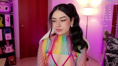 Violeta  online show from April 22, 2026, 5:25 pm