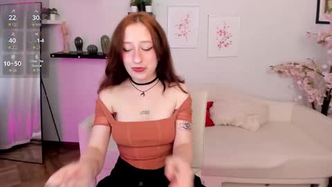 VIOLET online show from September 11, 2025, 3:56 pm