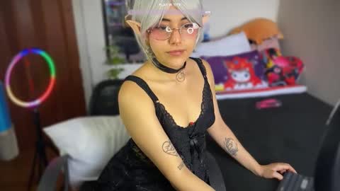 Violete Hentai01 online show from February 21, 2025, 9:22 pm