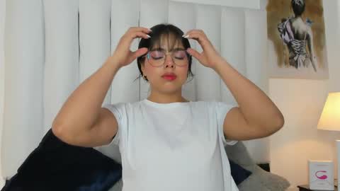 Mary online show from April 1, 2026, 7:22 pm