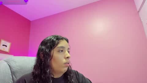 violet_sinclair online show from May 12, 2026, 11:29 am