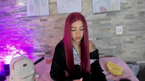 Violeta online show from December 11, 2024, 9:34 pm