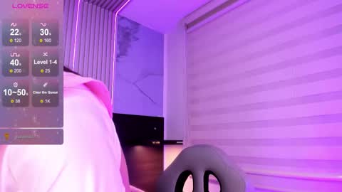 Violeta online show from February 25, 2026, 2:32 am