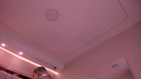 Violeta  online show from September 10, 2025, 11:21 am