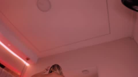 Violeta  online show from September 13, 2025, 10:26 am