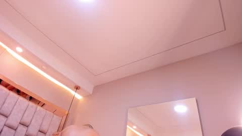 Violeta  online show from November 13, 2025, 10:36 am