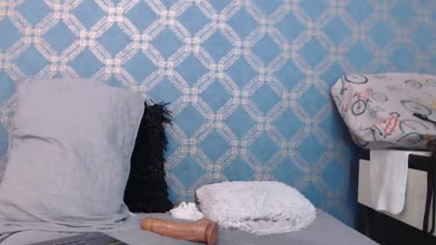 Violeta  online show from January 15, 2025, 10:13 pm