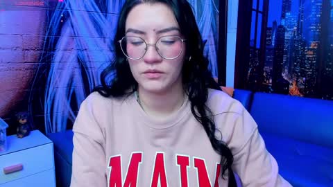     online show from December 29, 2024, 8:04 pm