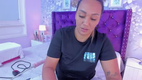 violeta_medina online show from October 11, 2025, 10:47 am