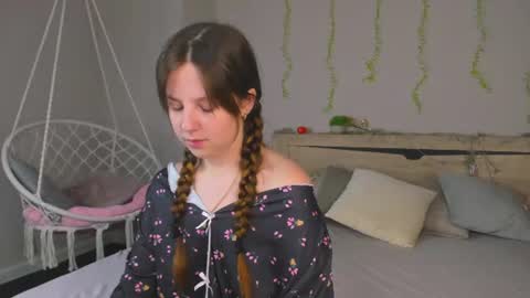 Violeta online show from July 5, 2026, 9:05 am