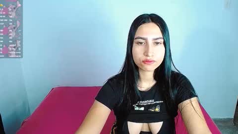 violeta_rouses online show from October 6, 2025, 3:20 pm