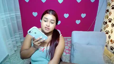 violeta_rouses online show from April 18, 2026, 4:11 pm