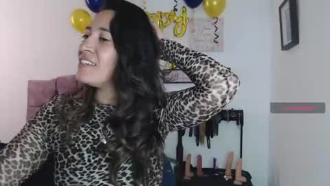 Snapshot of violeta_scott_ chatting on July 1, 2026, 2:29 pm violeta_scott_ online show from July 1, 2026, 2:29 pm