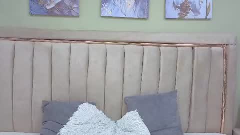 violeta_tepes online show from June 21, 2026, 8:17 am