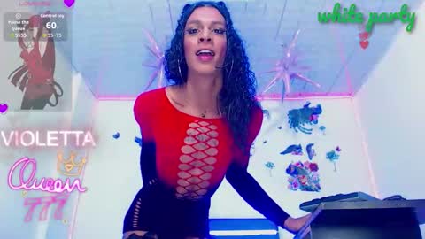 Snapshot of violetaconny chatting on April 28, 2026, 7:13 am violetaconny online show from April 28, 2026, 7:13 am