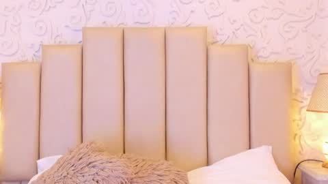 Violeta online show from May 19, 2026, 4:02 pm