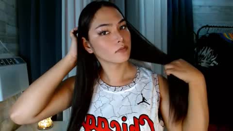 violet online show from October 6, 2025, 7:17 am