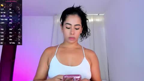 Violeta online show from October 18, 2025, 12:28 pm