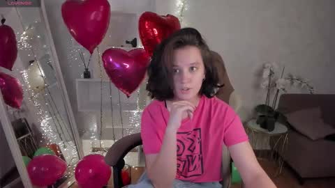 Violet online show from October 11, 2025, 10:25 am