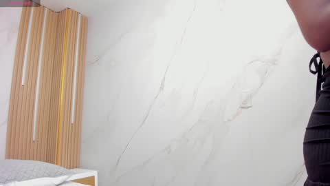 VIOLETA online show from January 30, 2025, 9:36 pm