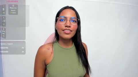 VIOLETA online show from February 4, 2025, 7:22 pm