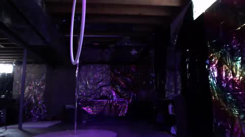 Violet Hooper online show from February 11, 2025, 6:33 pm