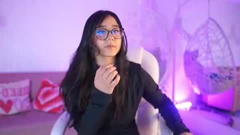 violetjonesx online show from June 30, 2026, 11:44 am